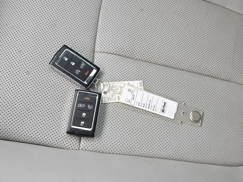 Used 2022 Gray Jeep Overland image 13