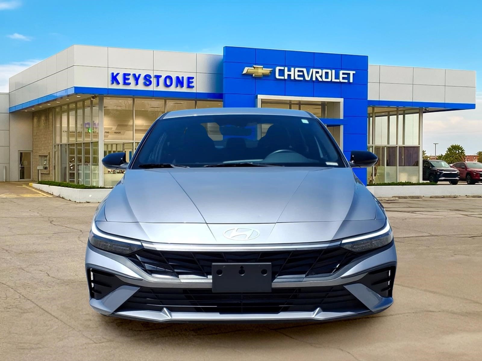 Used 2025 Gray Hyundai SEL Sport image 2