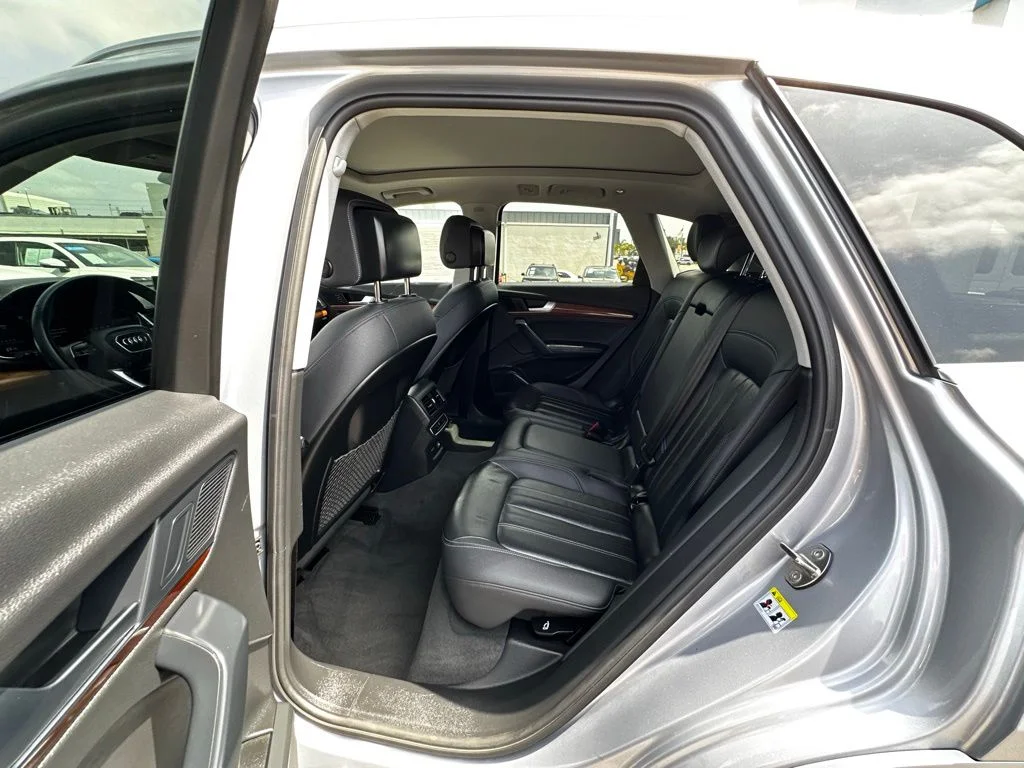 Used 2022 Silver Audi 45 S line Premium image 24