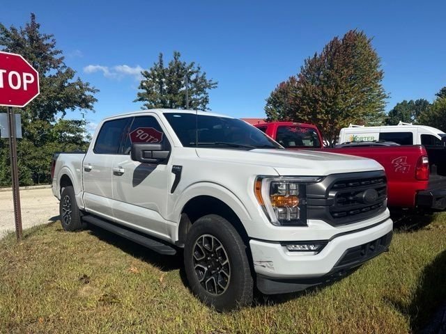 Used 2023 Avalanche Ford XLT image 2