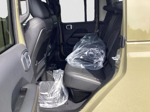 New 2026 41 Jeep SAHARA 4X4 image 14