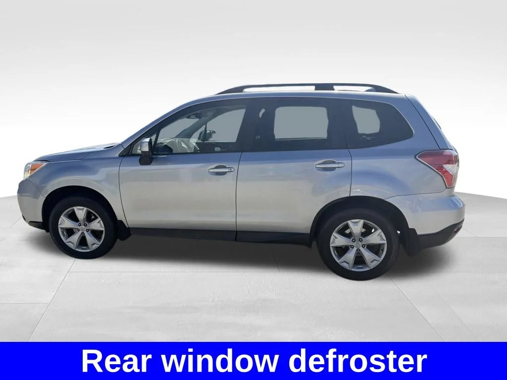 Used 2016 Silver Subaru 2.5i Premium image 7