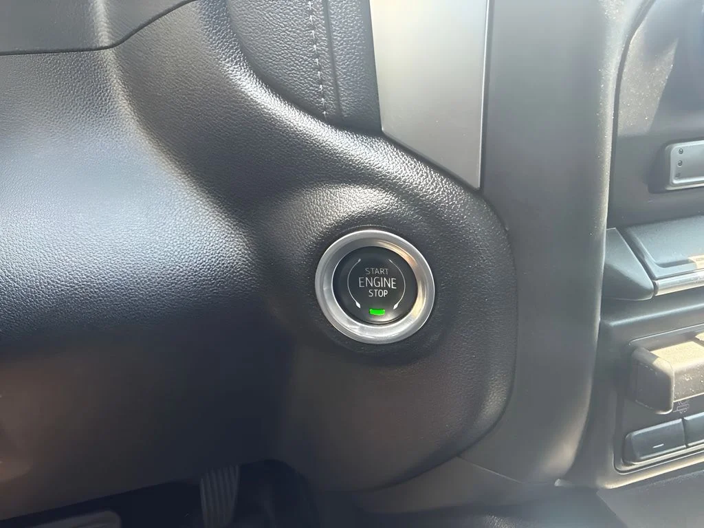 Used 2020 Black Chevrolet RST image 10