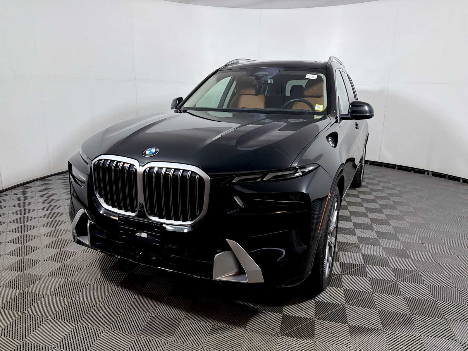 Certified Used 2024 Black Sapphire Metallic BMW xDrive40i image 3