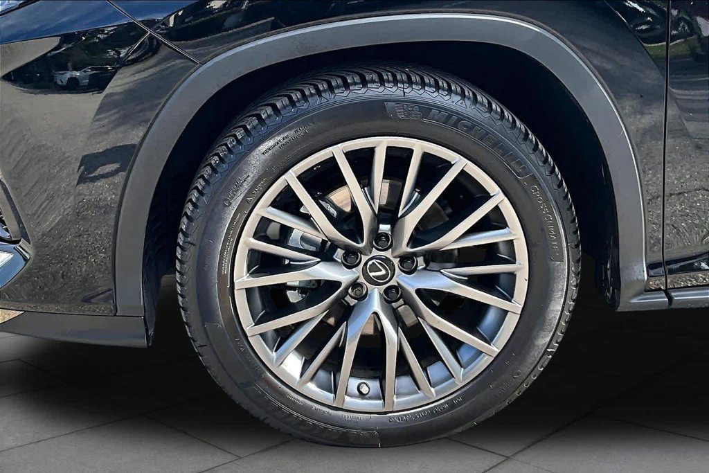 Used 2020 Black Lexus 350 F Sport image 11