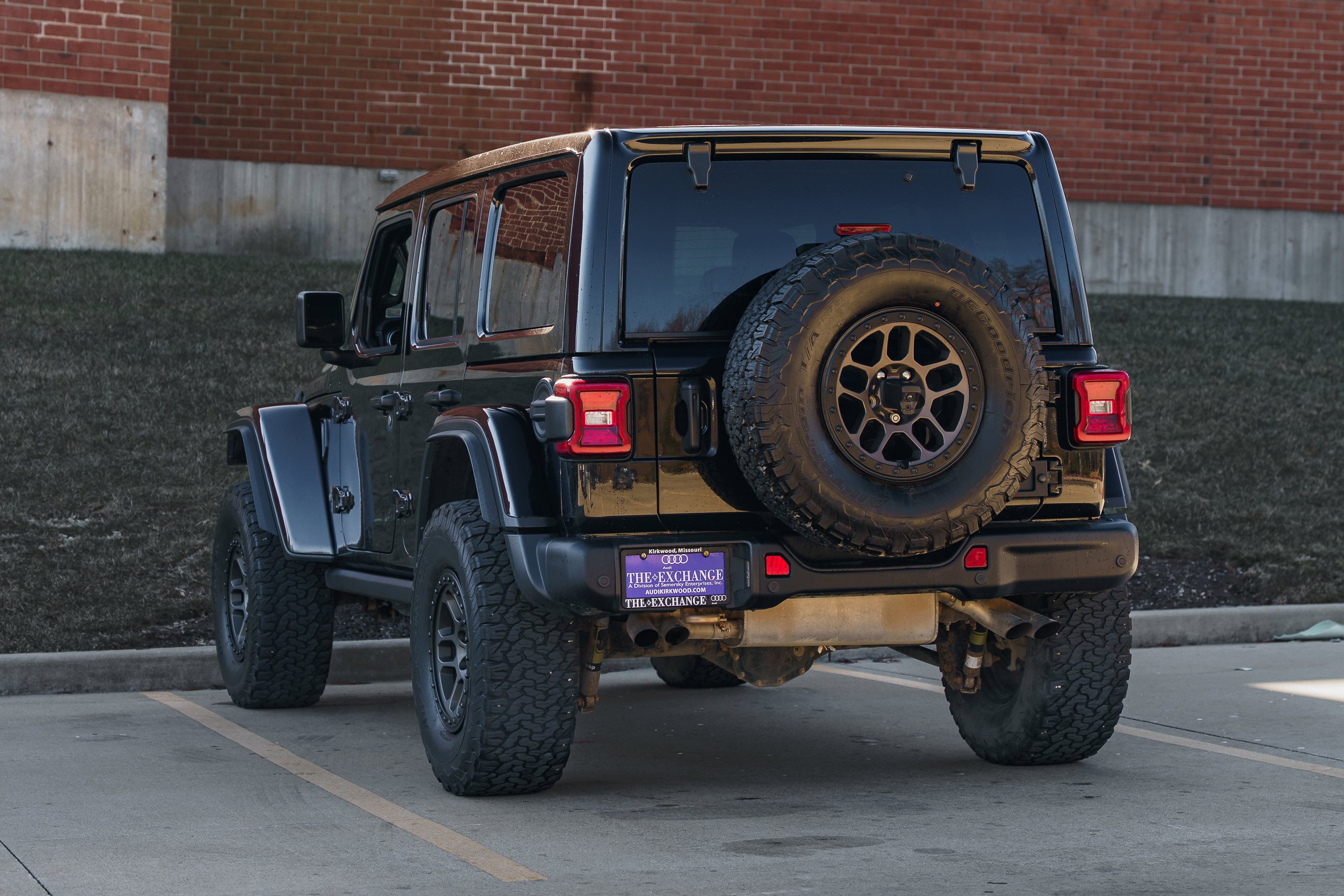 Used 2021 Black Clearcoat Jeep Unlimited Rubicon 392 image 5