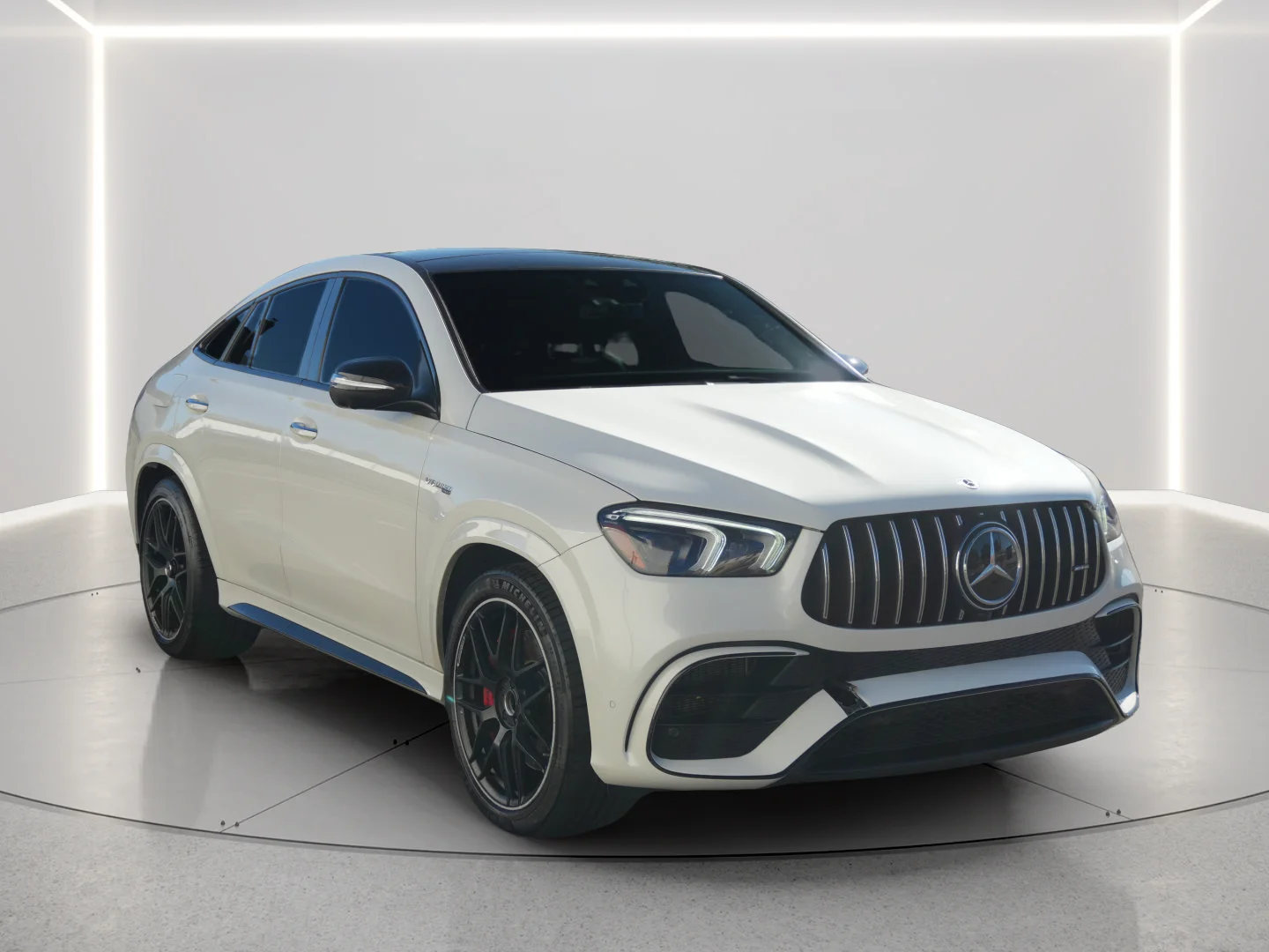 Used 2022 MANUFAKTUR Diamond White Bright Mercedes-Benz AMG® GLE 63 S image 7