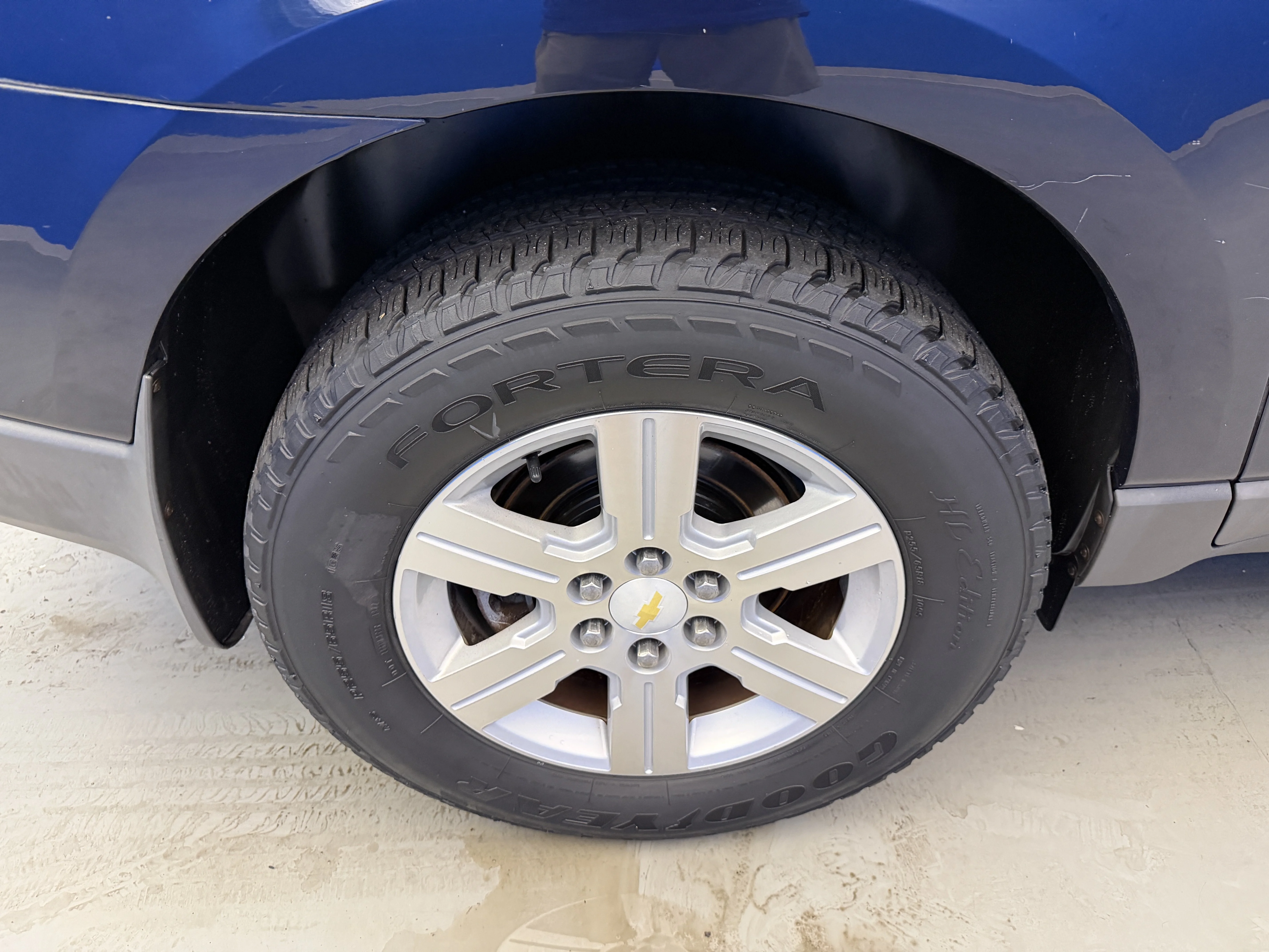 Used 2011 Dark Blue Metallic Chevrolet LT w/2LT image 10