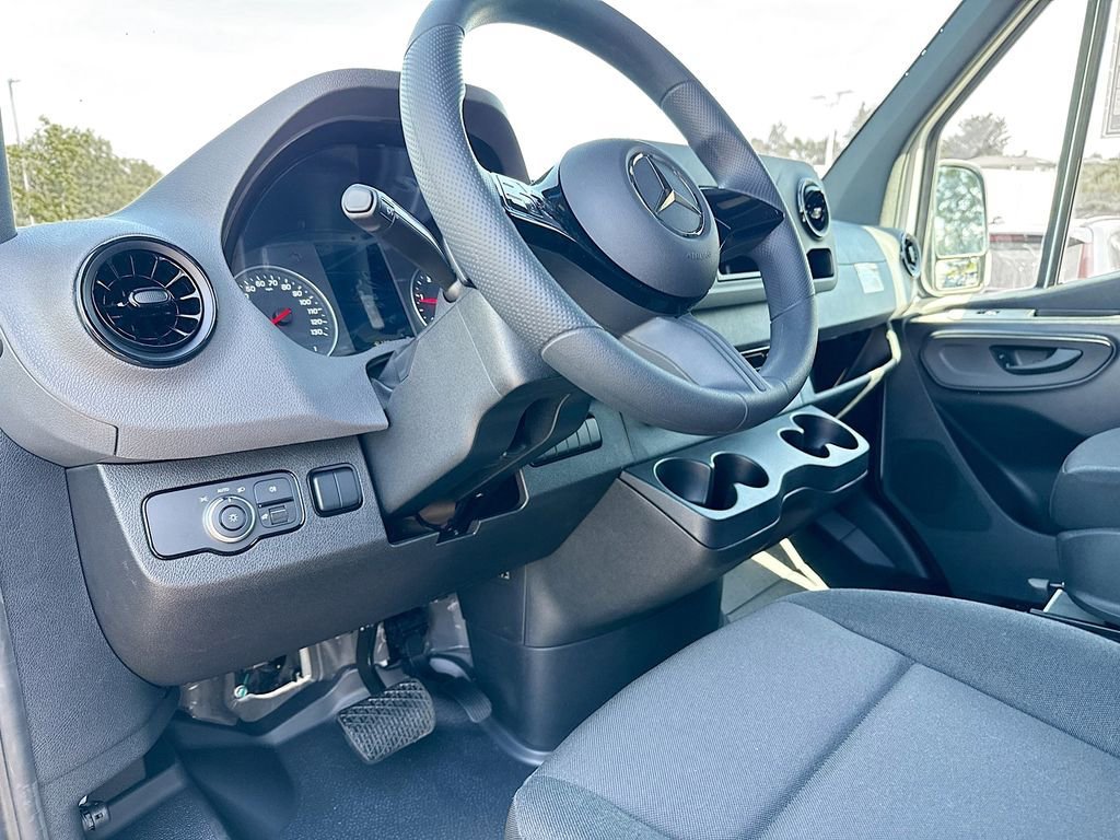 New 2026 Arctic White Mercedes-Benz  image 21