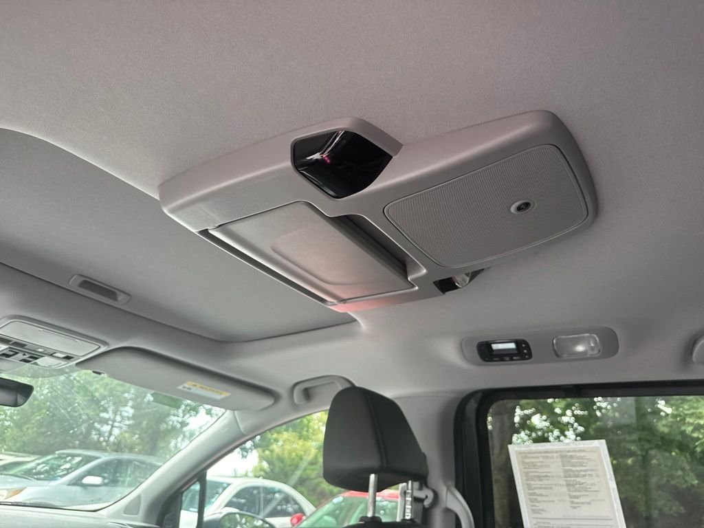 2024 Honda Odyssey Touring - Photo 14