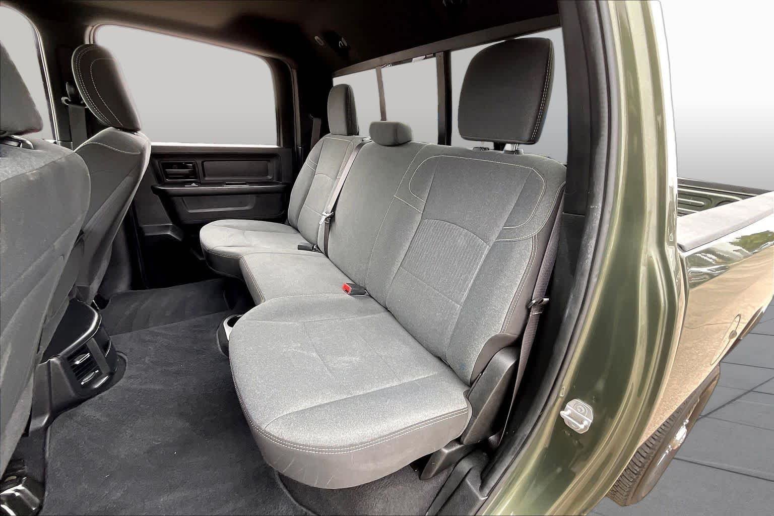 Used 2021 Olive Green Pearlcoat Ram Tradesman image 20