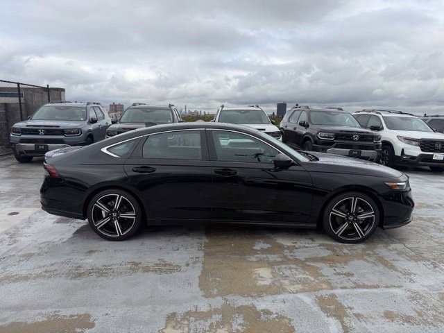 Used 2025 Black Honda Sport image 8