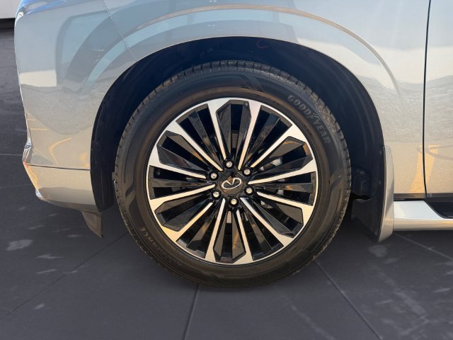 Used 2025 Silver INFINITI SENSORY image 44