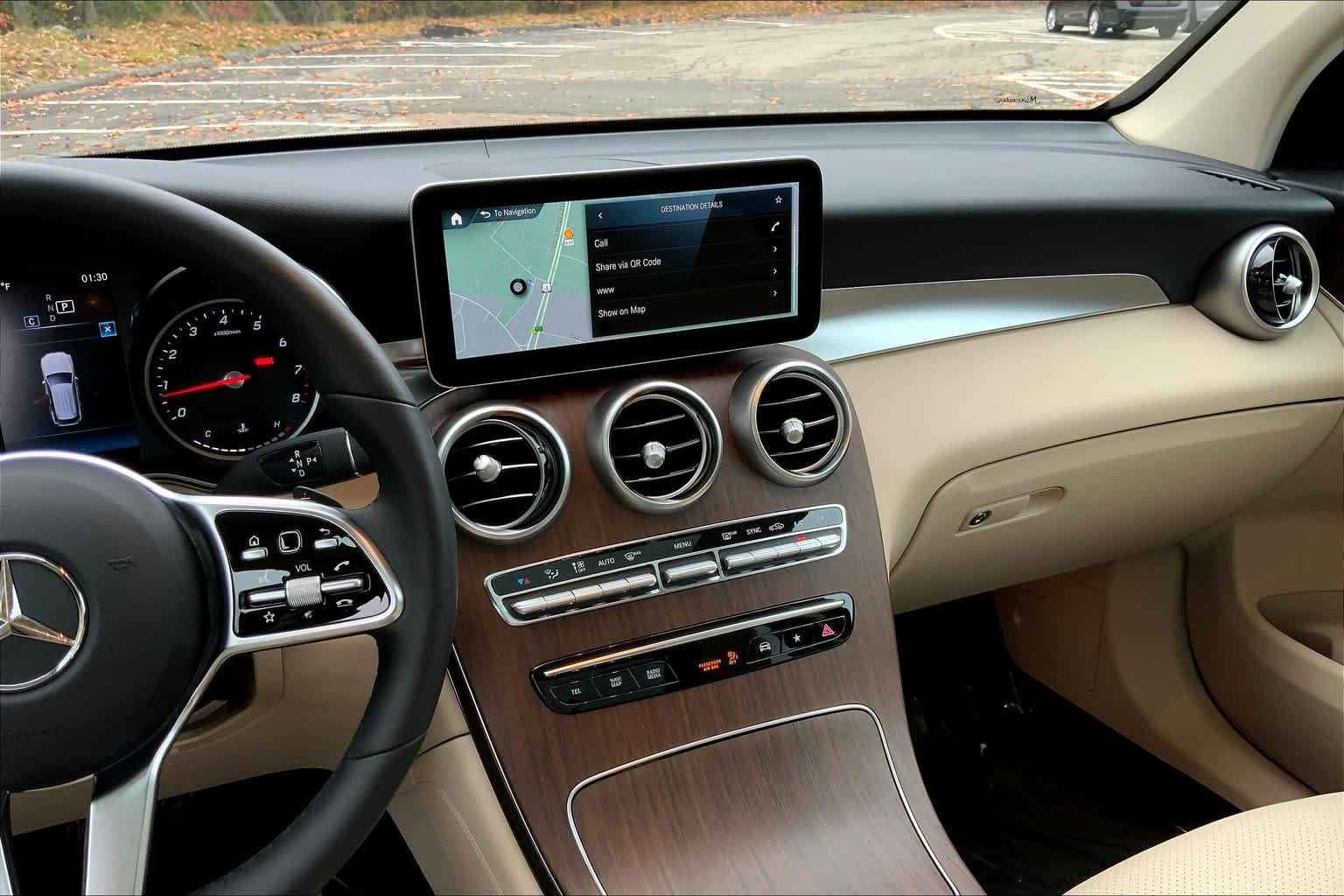 Used 2020 Polar White Mercedes-Benz GLC 300 image 7