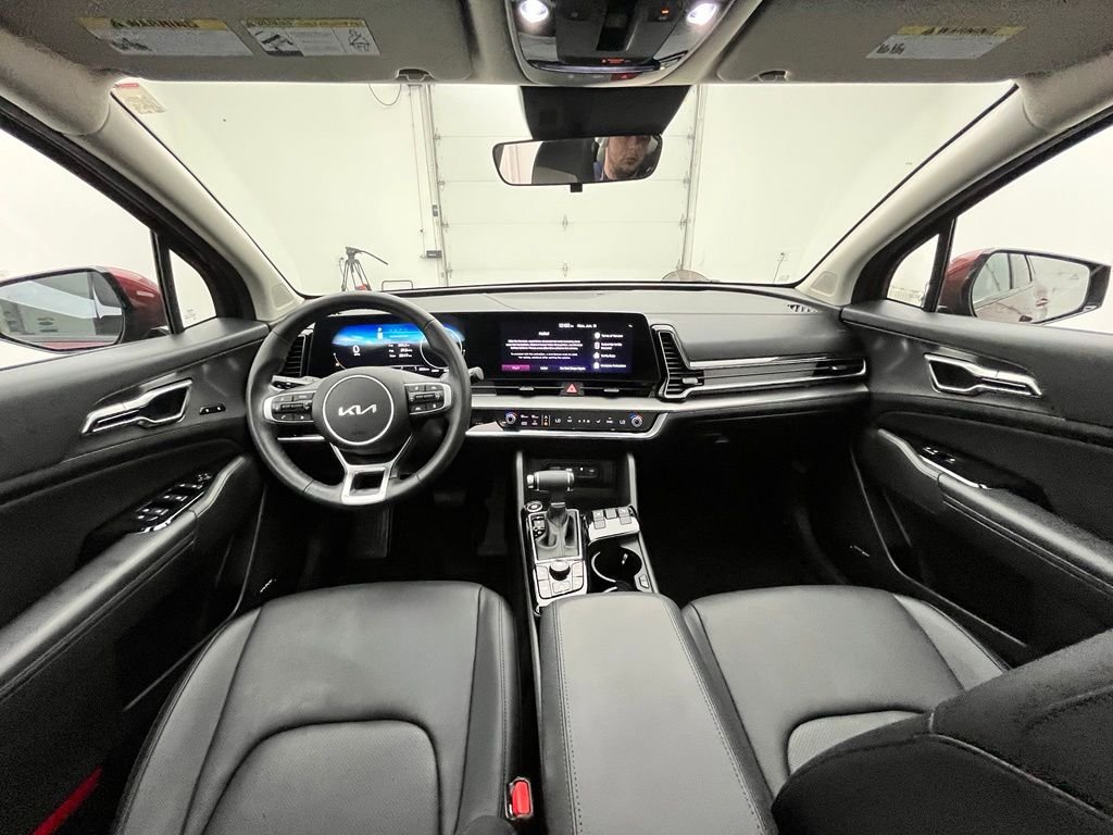 Used 2023 Red Kia SX image 4