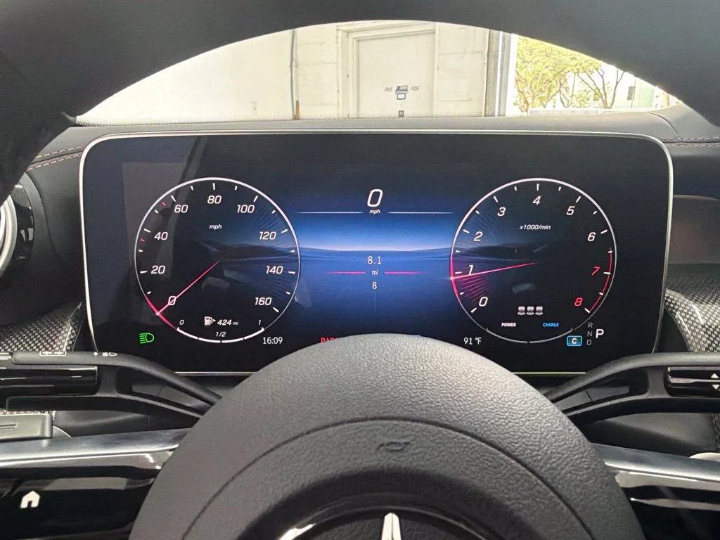 New 2027 White Mercedes-Benz GLC 300 Coupe image 14