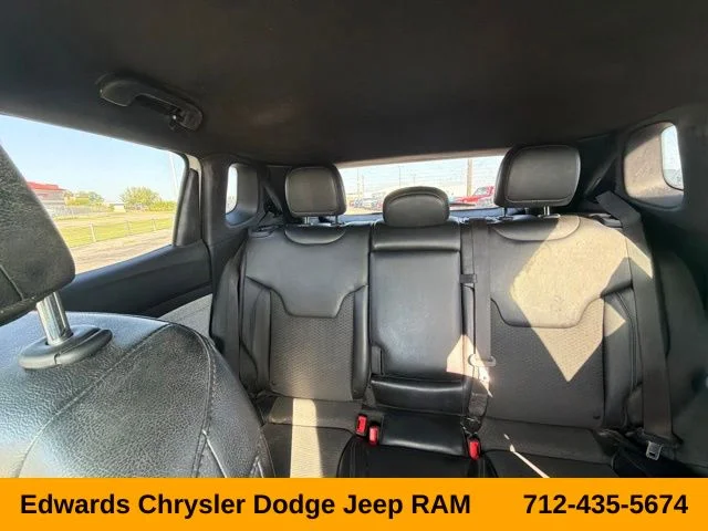 Certified Used 2023 White Jeep Latitude image 26
