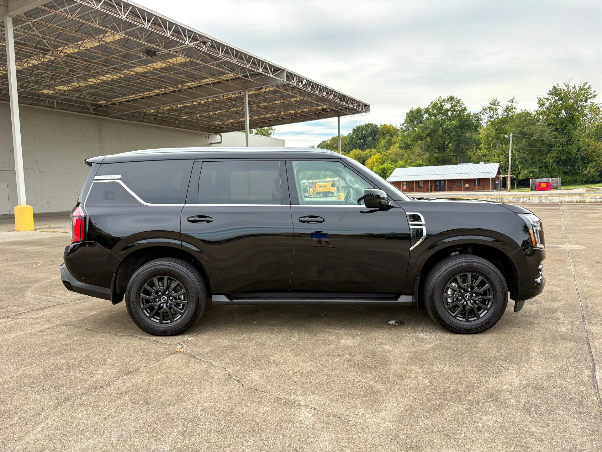 Used 2025 Black Nissan SV image 13