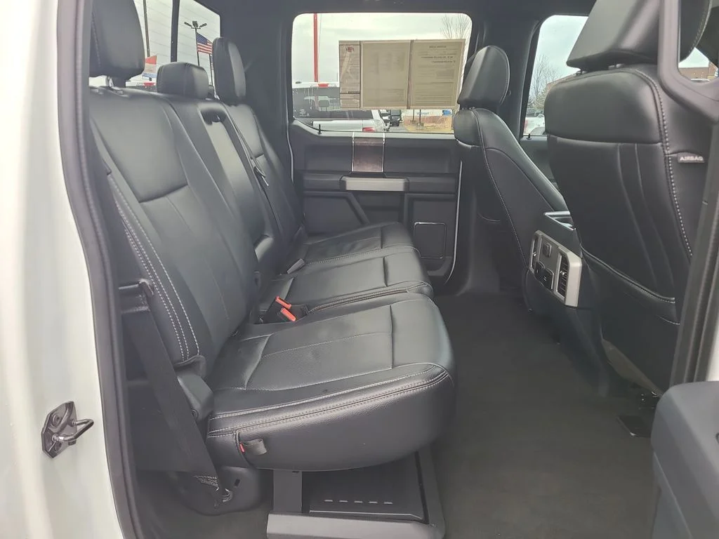 Used 2022 White Ford Lariat image 40
