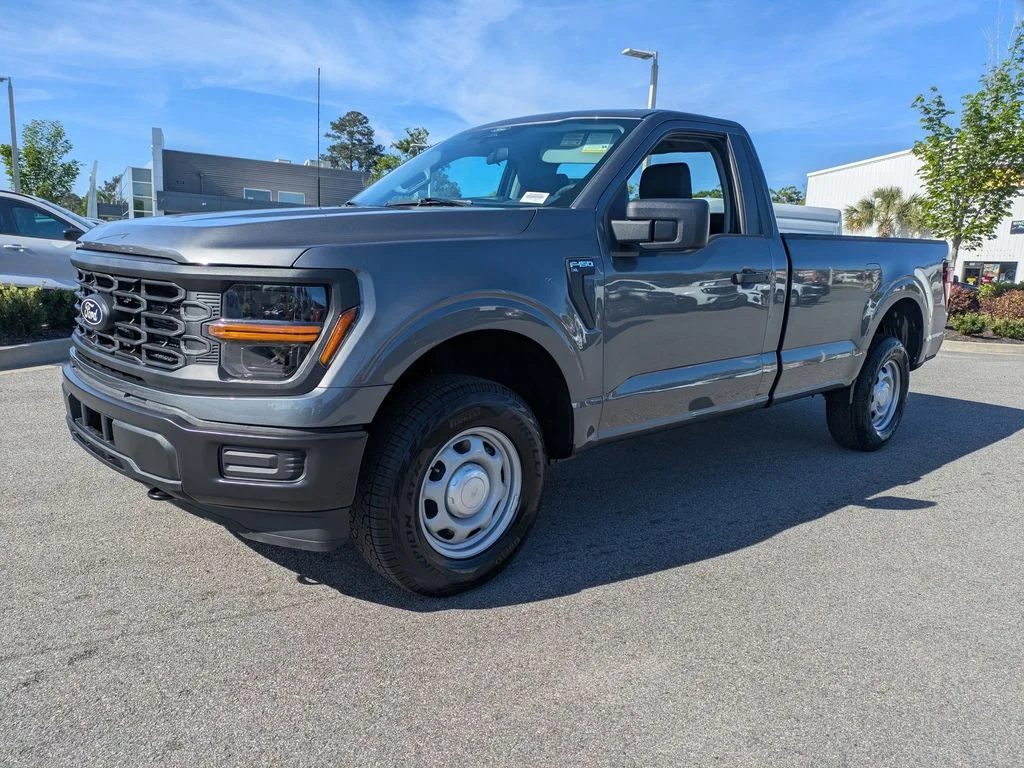 New 2026 Carbonized Gray Metallic Ford XL image 8
