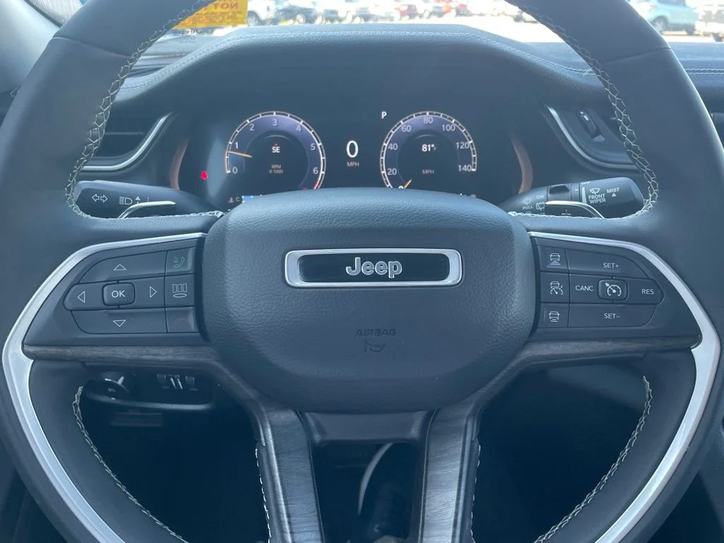 Used 2023 White Jeep Limited image 20