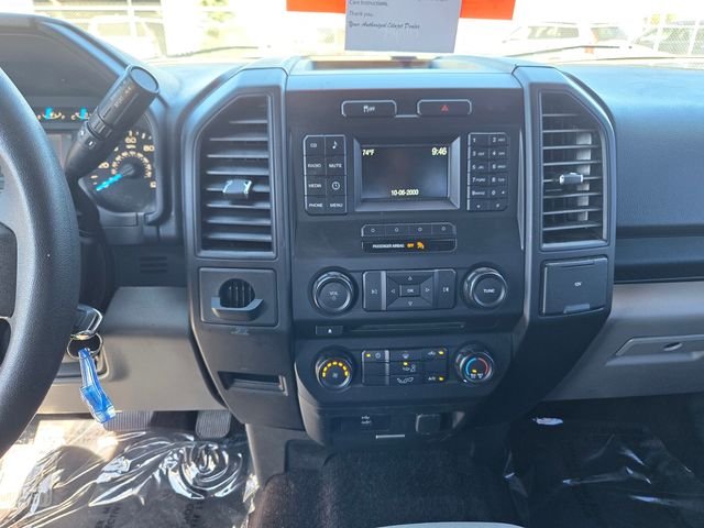 Used 2017 Blue Ford XL image 15