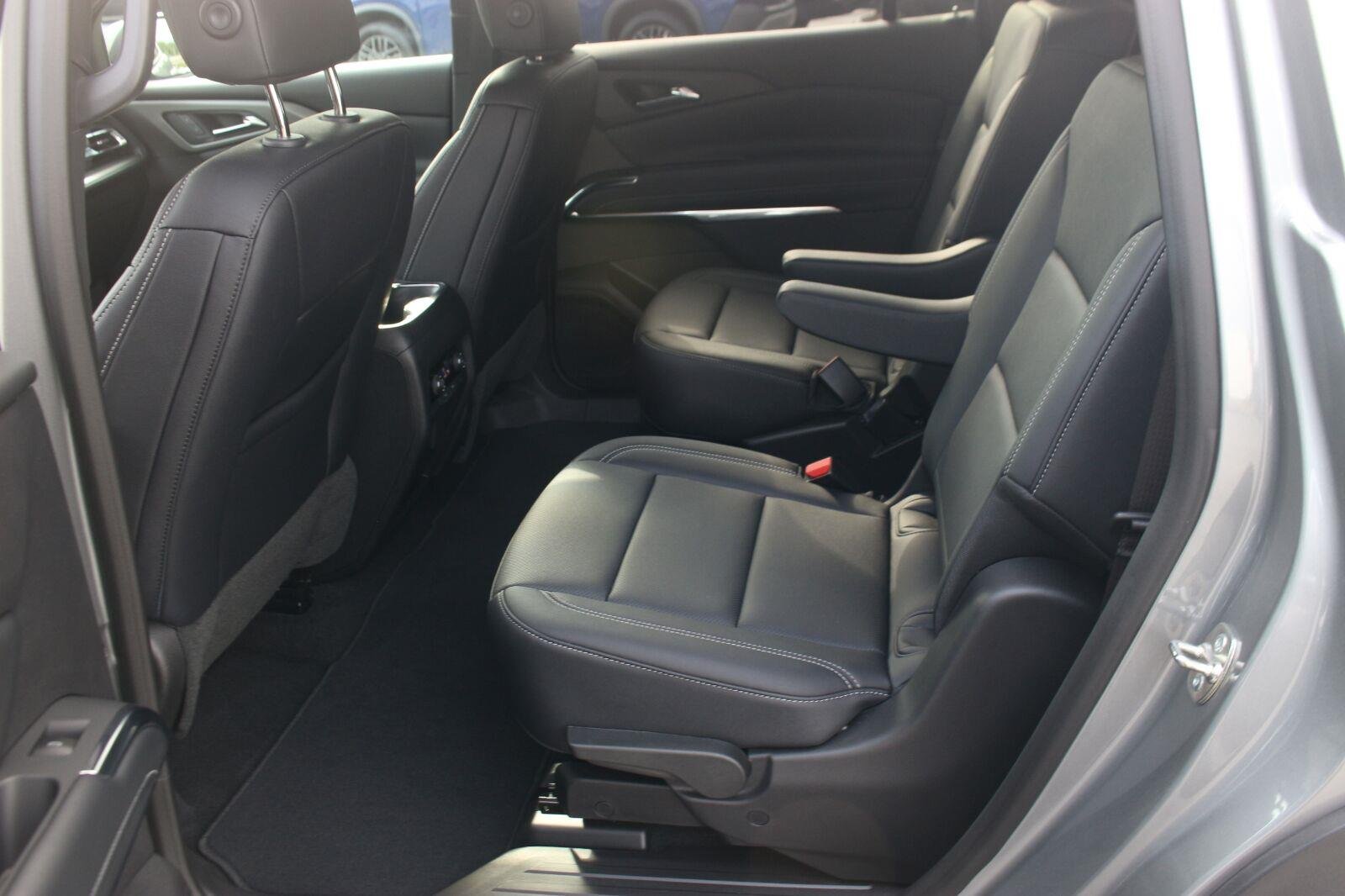 Used 2026 Sterling Gray Metallic Chevrolet LT image 36