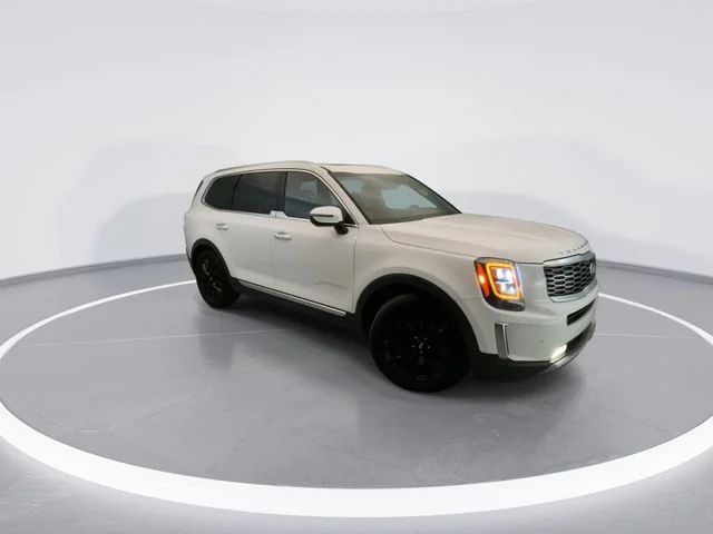 Used 2021 White Kia SX image 8