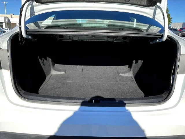 Used 2025 White Toyota LE image 26