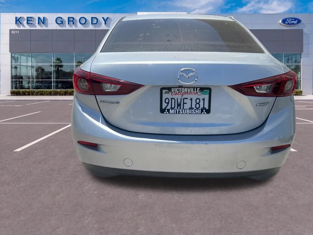 Used 2018 Silver Mazda Sport image 8