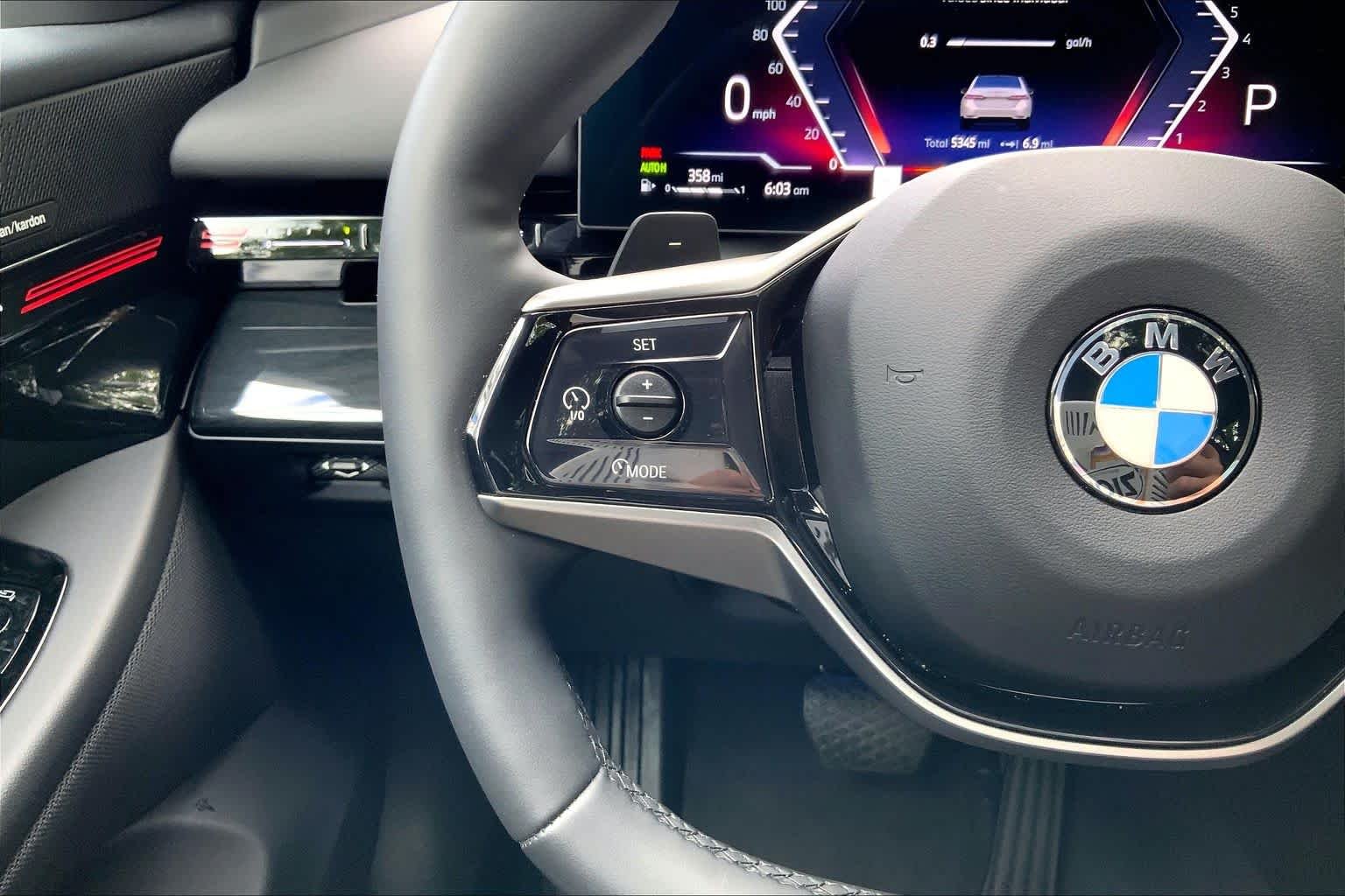 Used 2026 Mineral White Metallic BMW 530i xDrive image 23