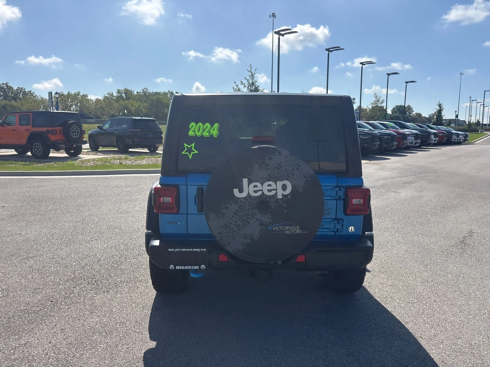Used 2024 Hydro Blue Pearlcoat Jeep Willys image 9