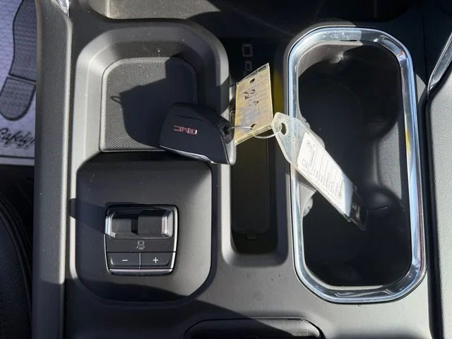 Used 2024 Black GMC Denali image 30