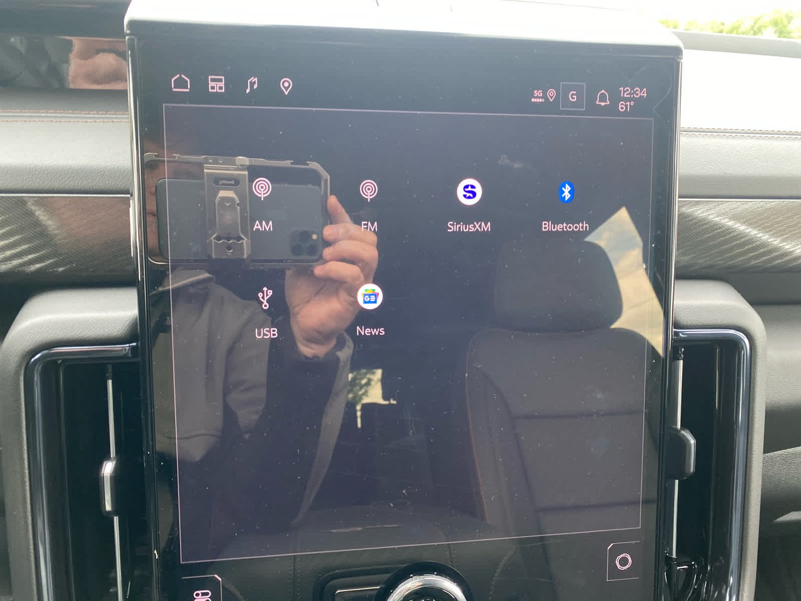 2026 GMC Yukon AT4 - Photo 21