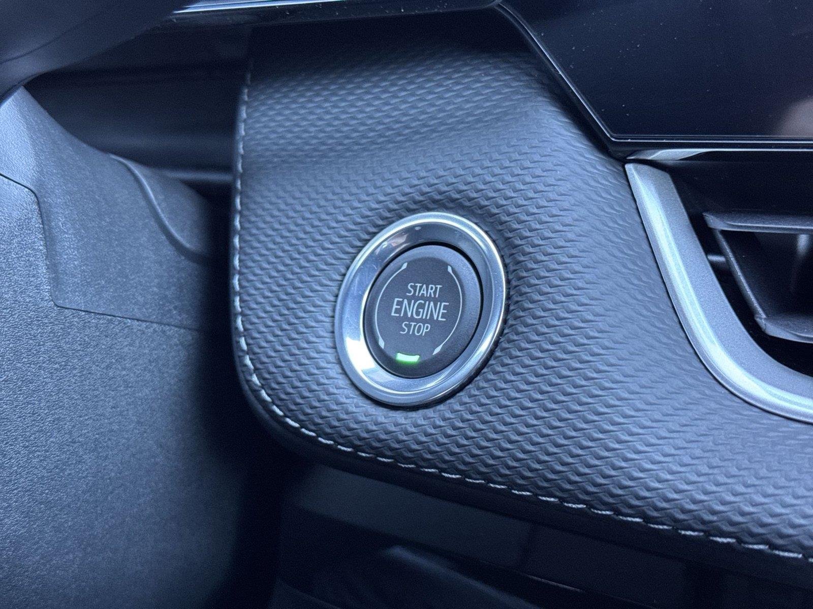 2027 Chevrolet Equinox LT - Photo 17
