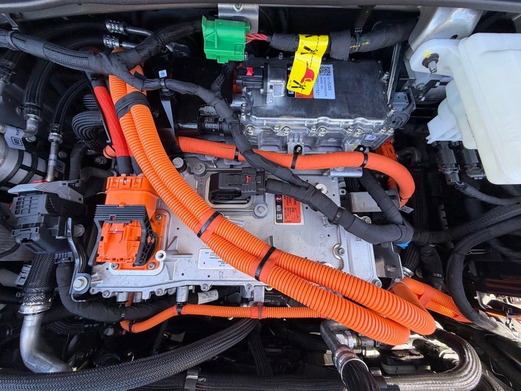 2027 Chevrolet Bolt LT - Photo 28