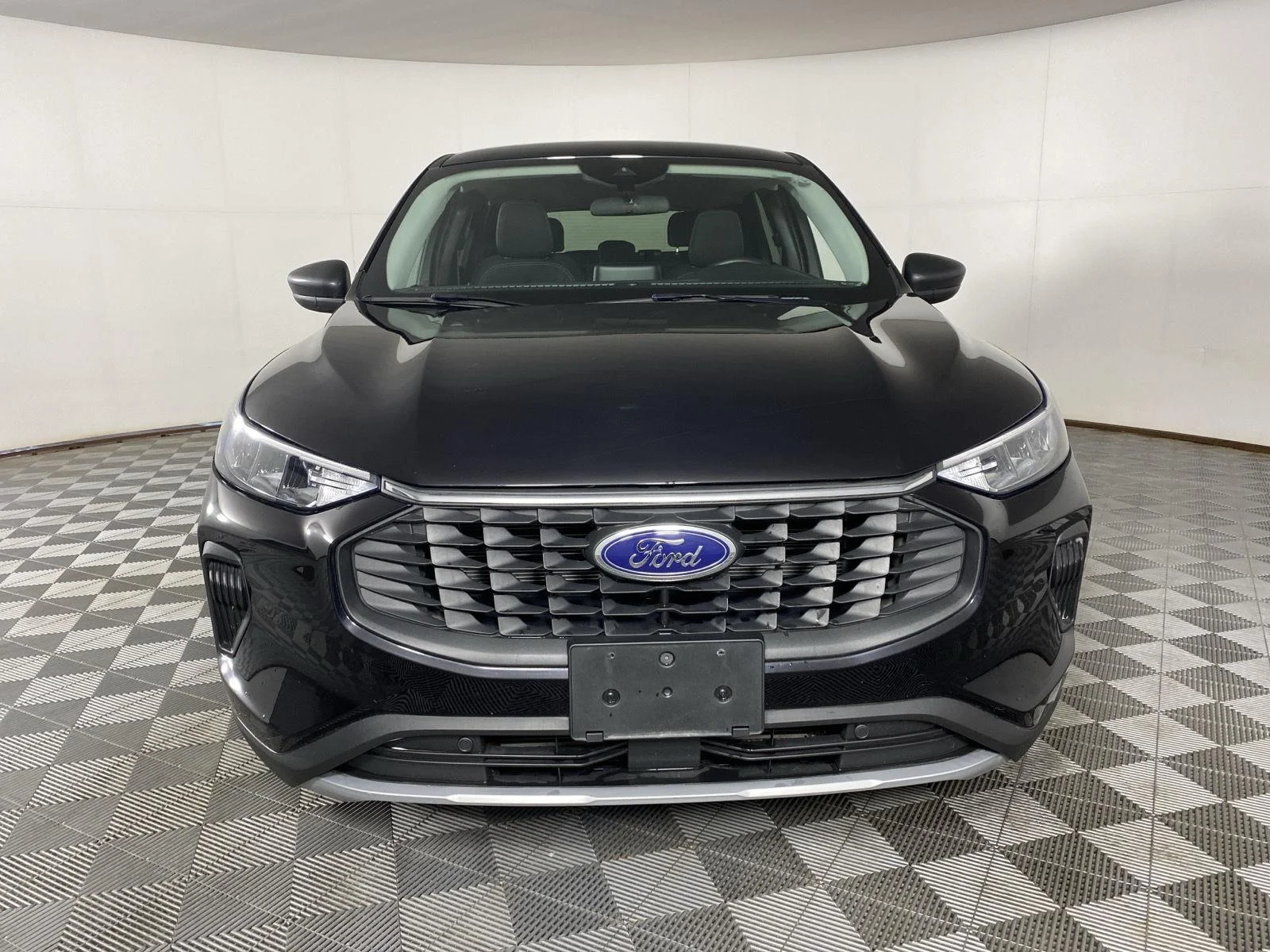 Used 2023 Agate Black Ford Active image 5