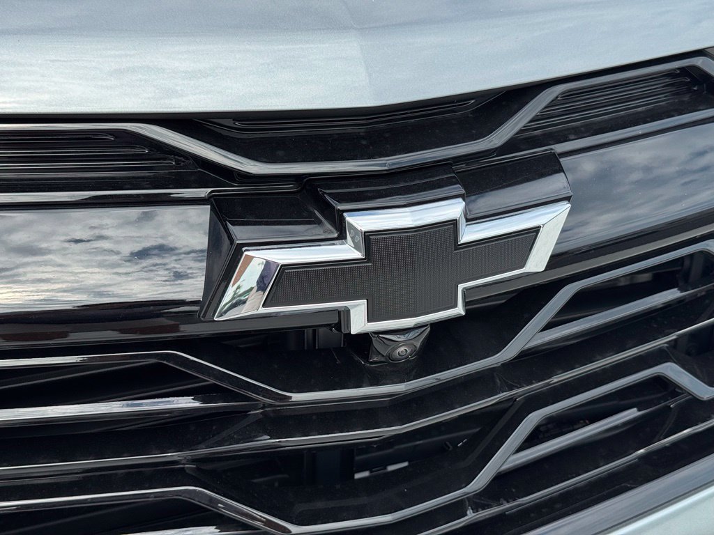 2027 Chevrolet Equinox RS - Photo 8