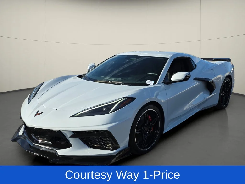 Used 2024 White Chevrolet Stingray image 4