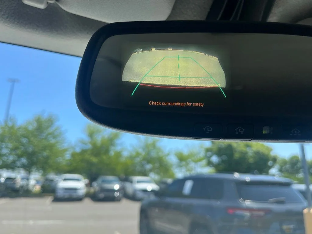 Used 2013 White Toyota Base image 19