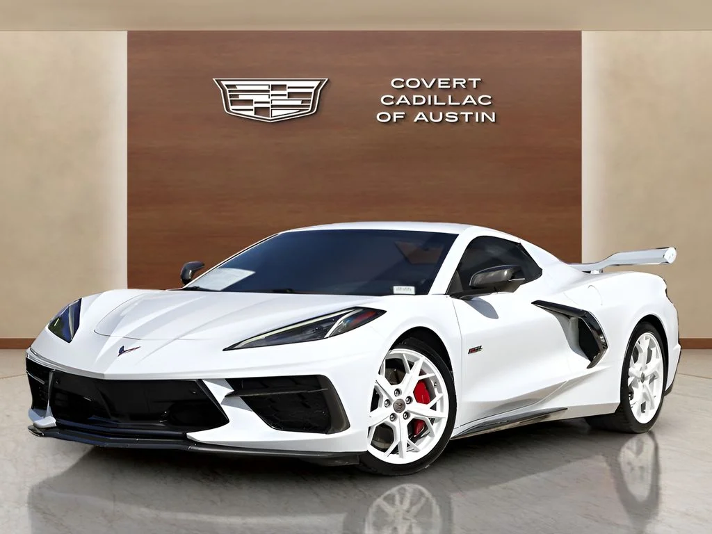 Used 2021 White Chevrolet Stingray image 1