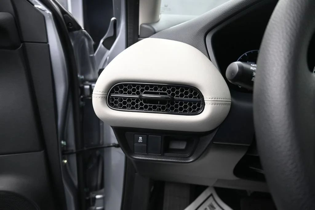 2025 Honda HR-V LX - Photo 19