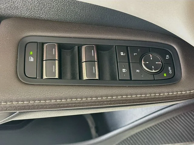 Used 2025 Red Lexus 350 Premium Plus image 17