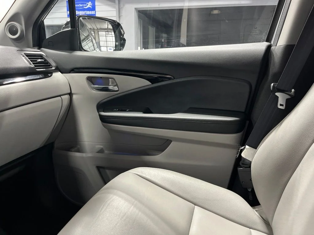 2021 Honda Pilot Touring - Photo 15