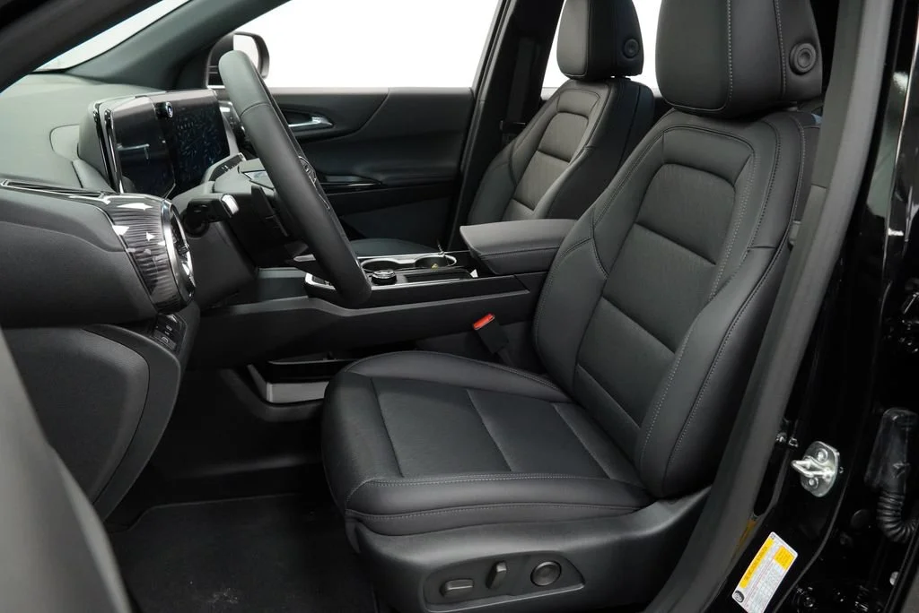New 2027 Mosaic Black Metallic Chevrolet LT image 7