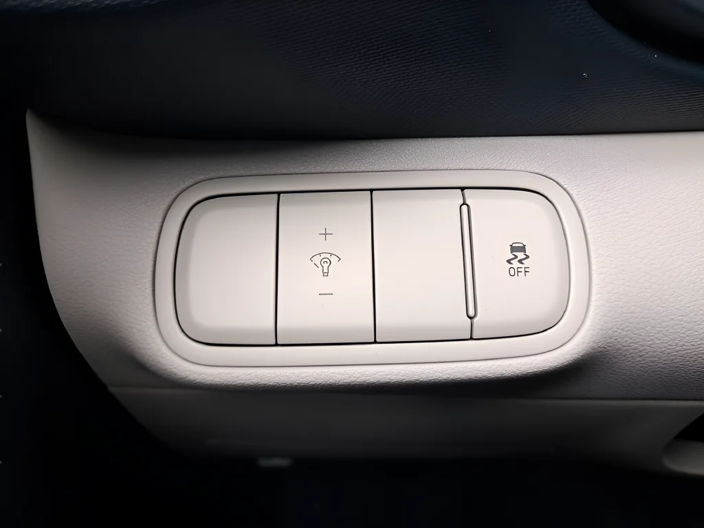 New 2026 White Hyundai SEL image 30