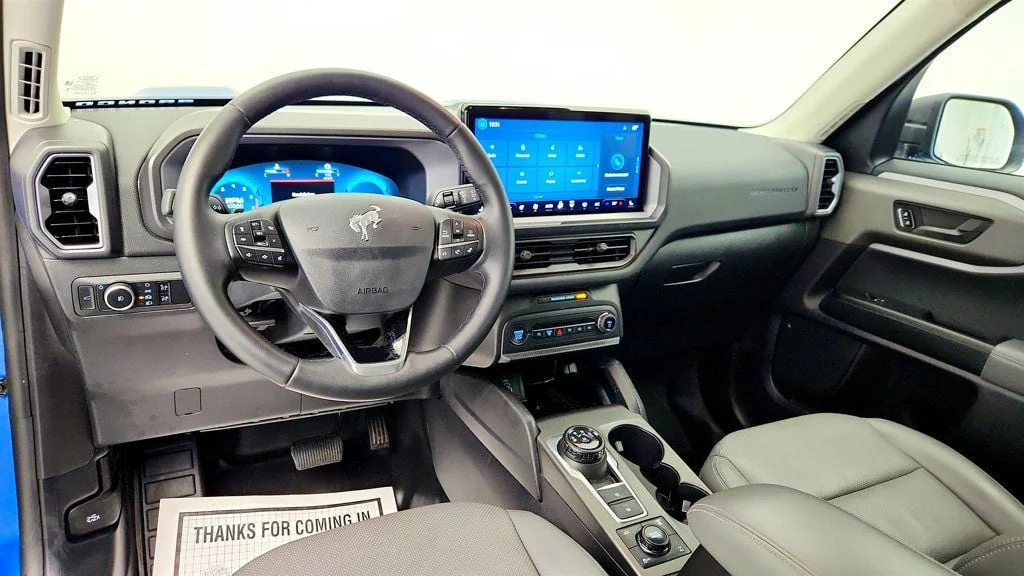 Used 2025 Velocity Blue Metallic Ford Badlands 4x4 image 12