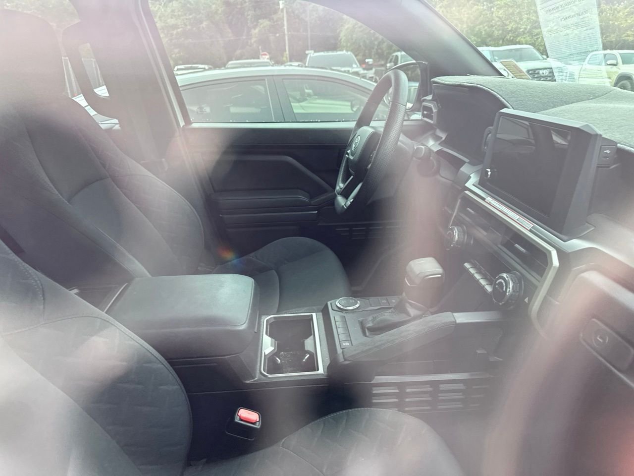 Used 2025 White Toyota SR5 image 7