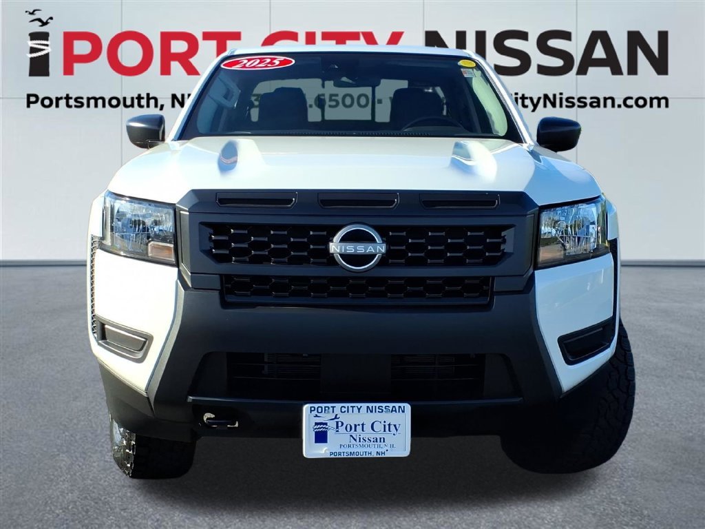 Used 2025 Glacier White Nissan S v6 w/intelligent cruise control & apple car play image 33