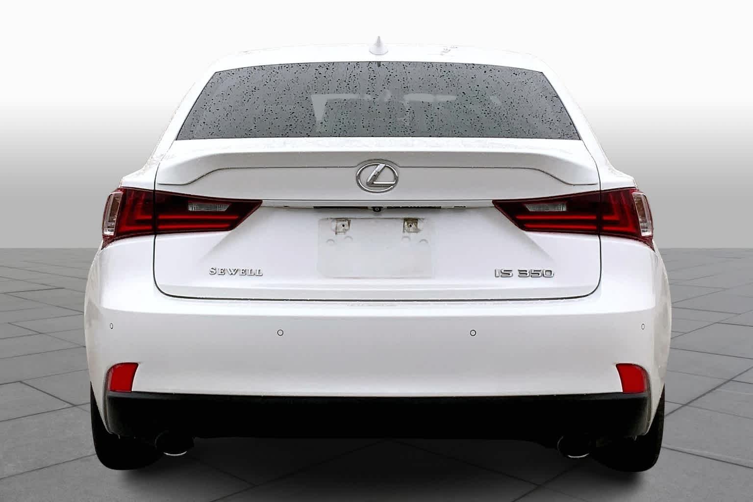 Used 2015 Starfire Pearl Lexus  image 5